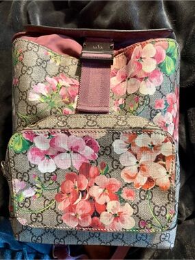 Gucci Blooms Pink GG Supreme Canvas Backpack